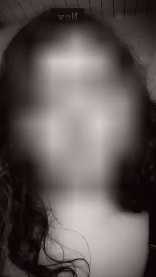 Aina, 21 años